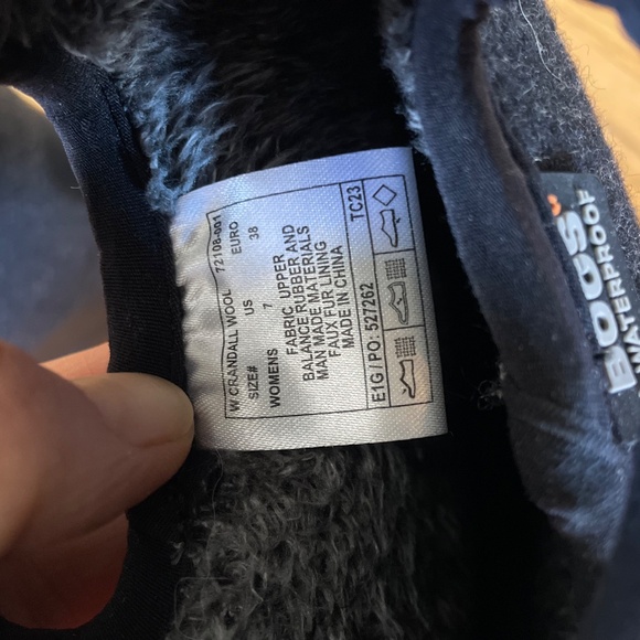 Bogs Size 7 Insulated Winter Boots - Picture 4 of 5